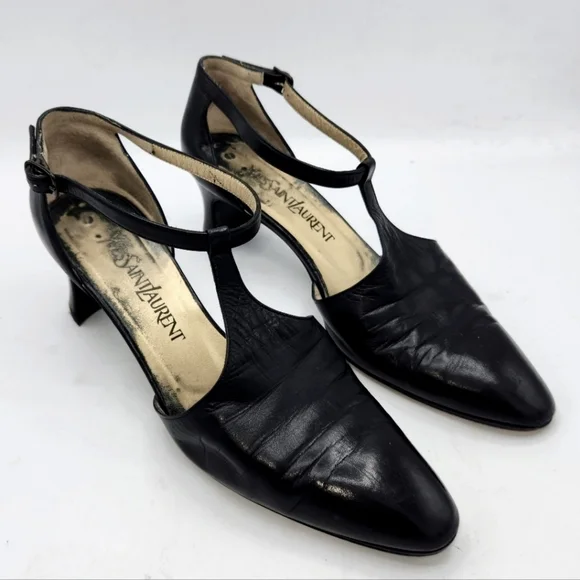 YVES SAINT LAURENT VINTAGE LEATHER T-STRAP ALMOND TOE MARY JANE SHOES BLACK 7.5